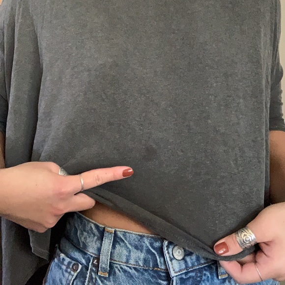 Open Lace Back // - Picture 3 of 5